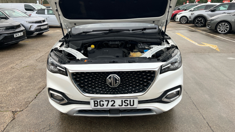 MG Hs 1.5 T-GDI Exclusive 5dr DCT Petrol Hatchback